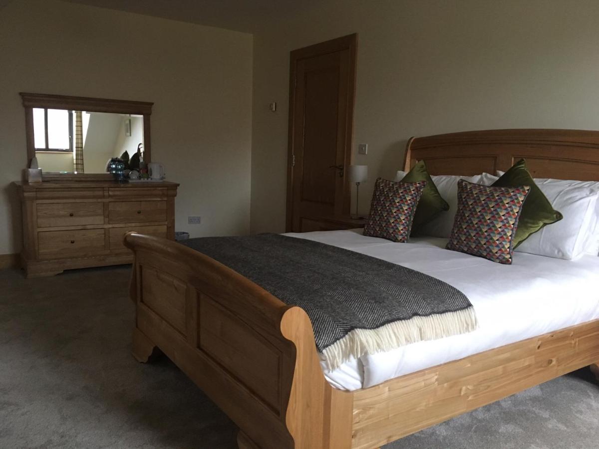 레세스 Railway View - Connemara B&B 외부 사진