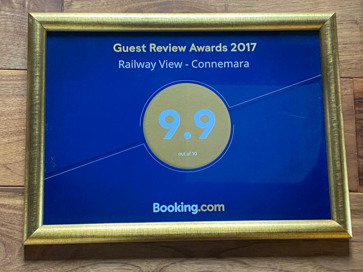 레세스 Railway View - Connemara B&B 외부 사진